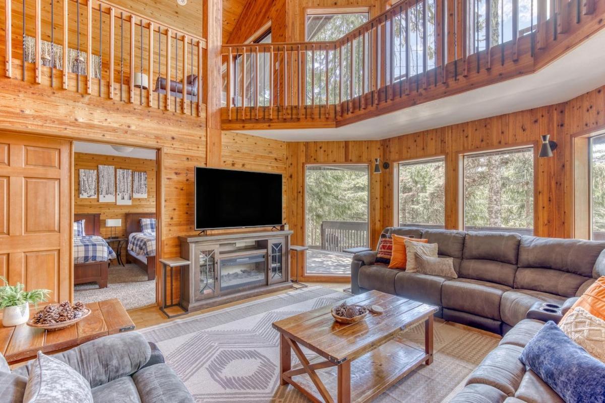 Great Blue Lodge - Spacious Ski Lodge, Hot Tub, Sauna, Game Room & More Government Camp Zewnętrze zdjęcie